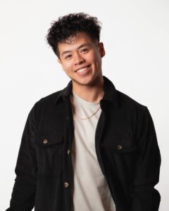 Wei Guo headshot